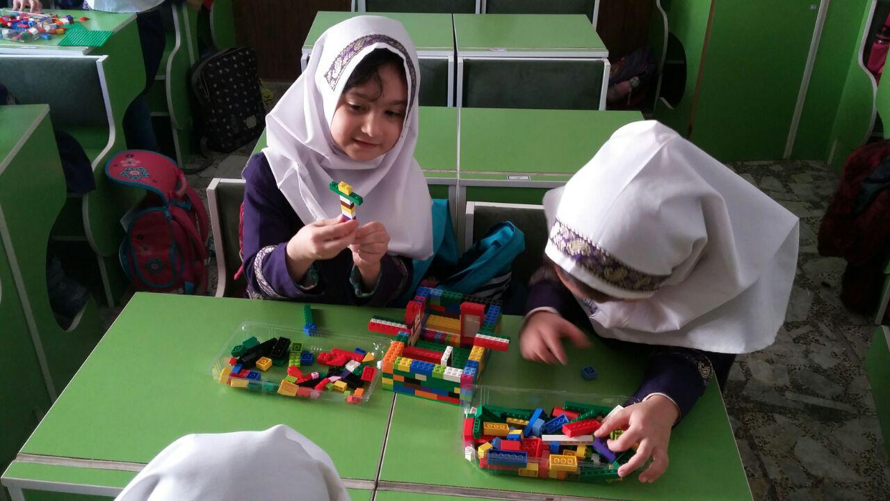فعالیت های لگوی آموزشی دی ماه دانش آموزان باران اندیشه